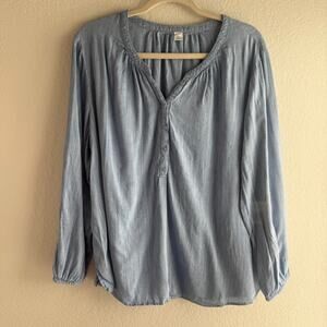 Old Navy Chambray Henley Top XL Light Blue Long Sleeve Peasant Cottage Relaxed
